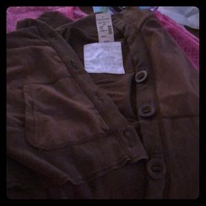 Button half sleeve top